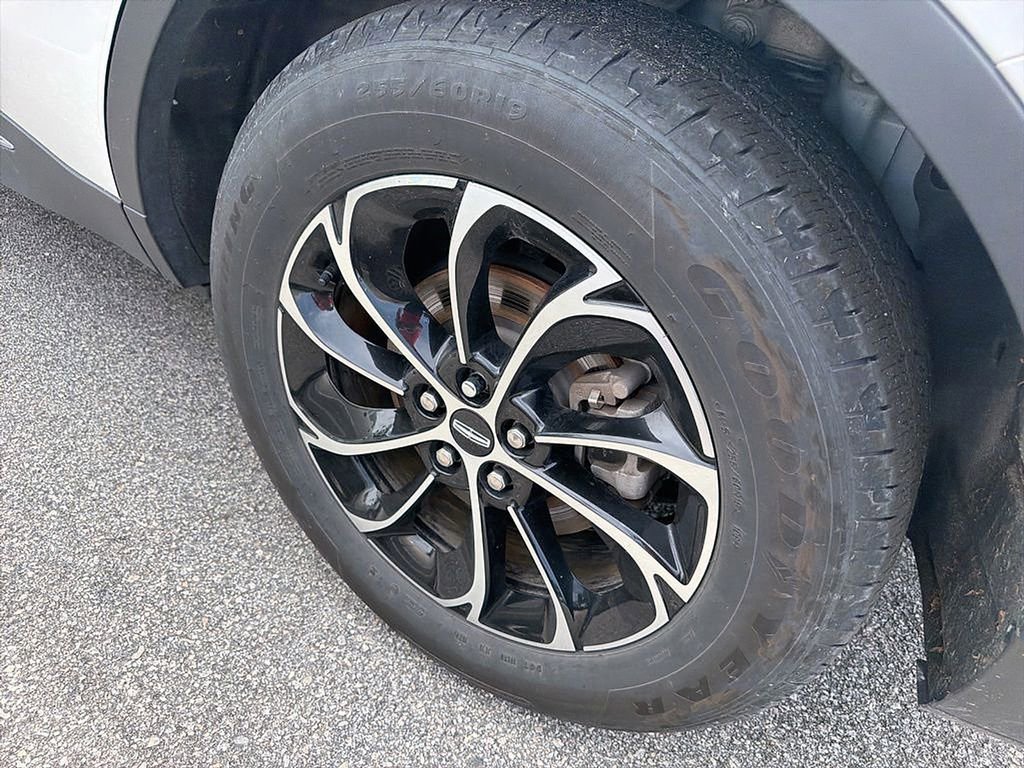 Used 2024 Lincoln Nautilus Premier w/ Equipment Group 102A AWD/4WD image 6