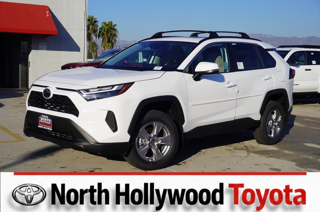 New 2025 Toyota RAV4 XLE