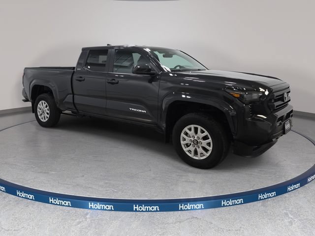 Certified 2024 Toyota Tacoma SR5 AWD/4WD image 3