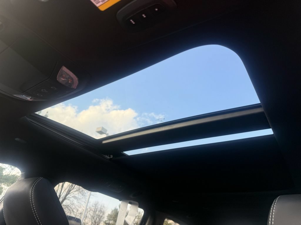 New 2026 Chrysler Pacifica Select FWD image 55