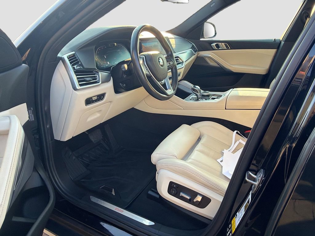 Used 2022 BMW X6 xDrive40i w/ Executive Package AWD/4WD image 23