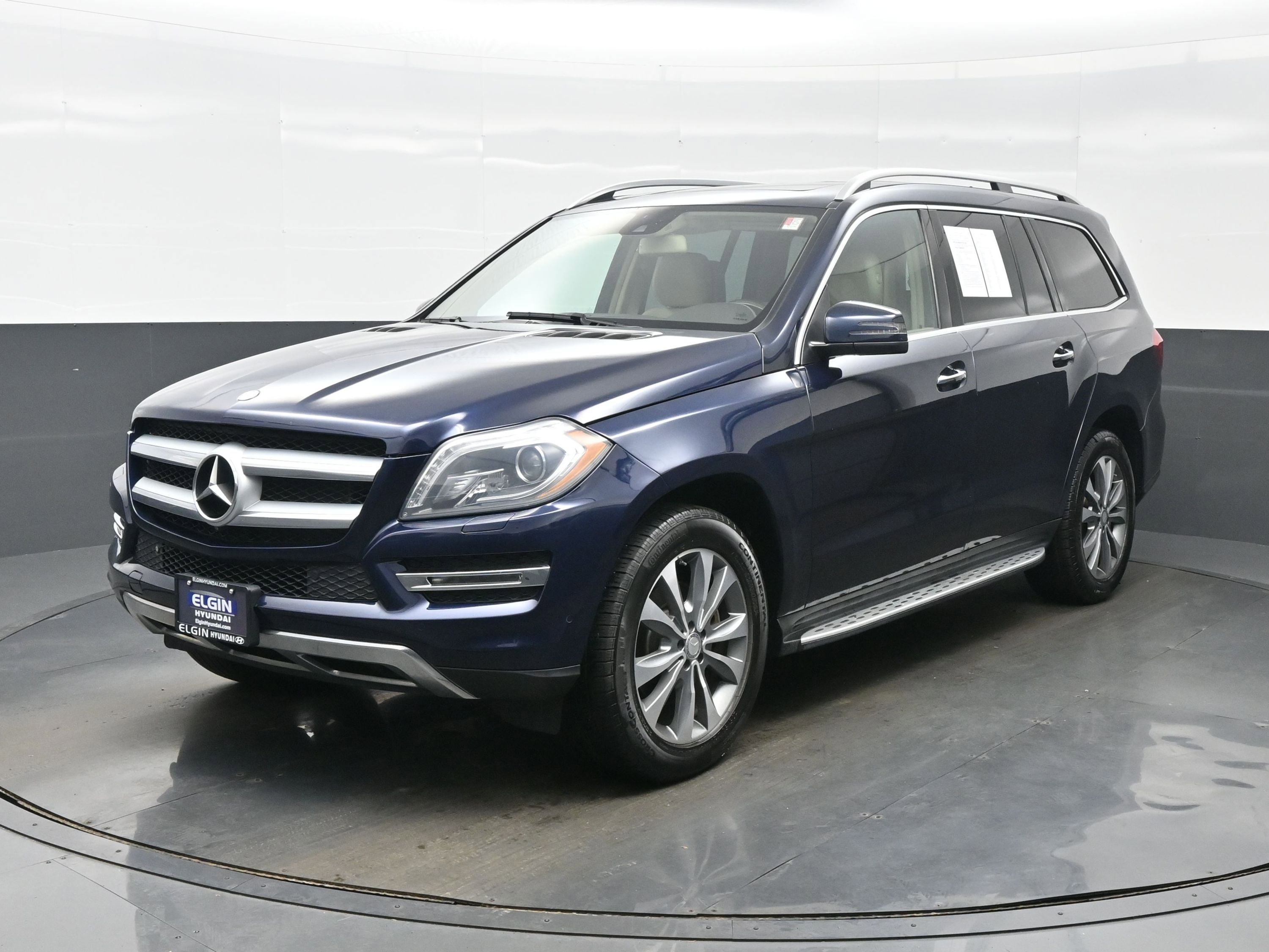 Used 2016 Mercedes-Benz GL 450 4MATIC image 2