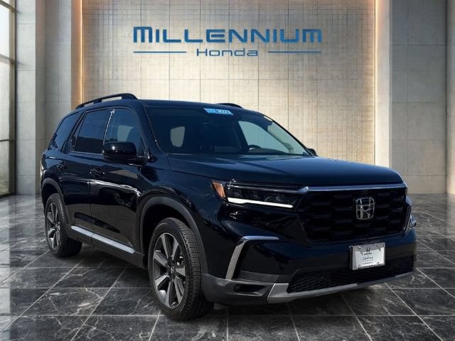 Certified 2023 Honda Pilot Elite image 7
