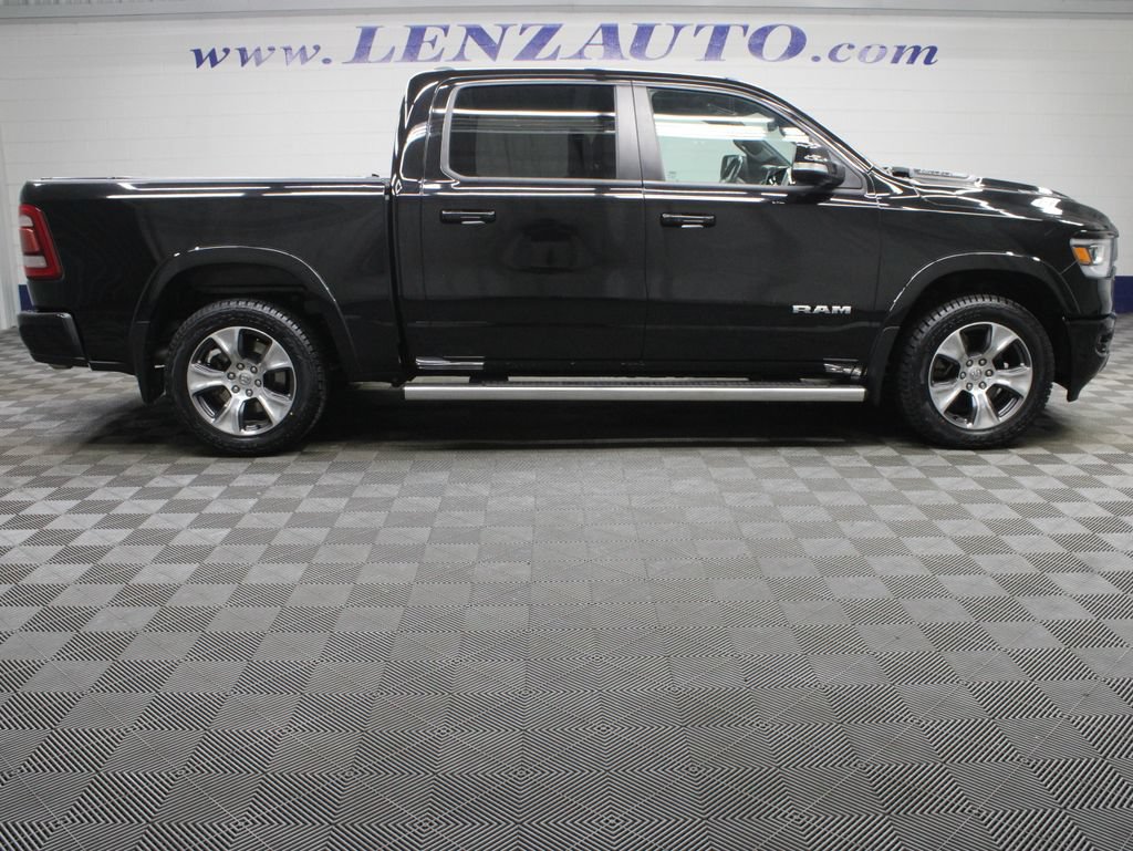 Used 2019 RAM 1500 Laramie AWD/4WD image 2