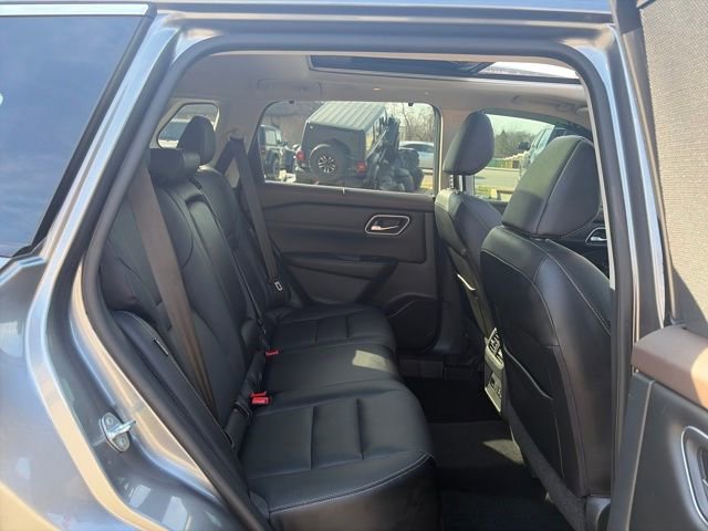 Used 2021 Nissan Rogue SL w/ Premium Package image 34