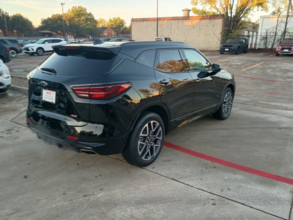 Used 2025 Chevrolet Blazer RS image 9