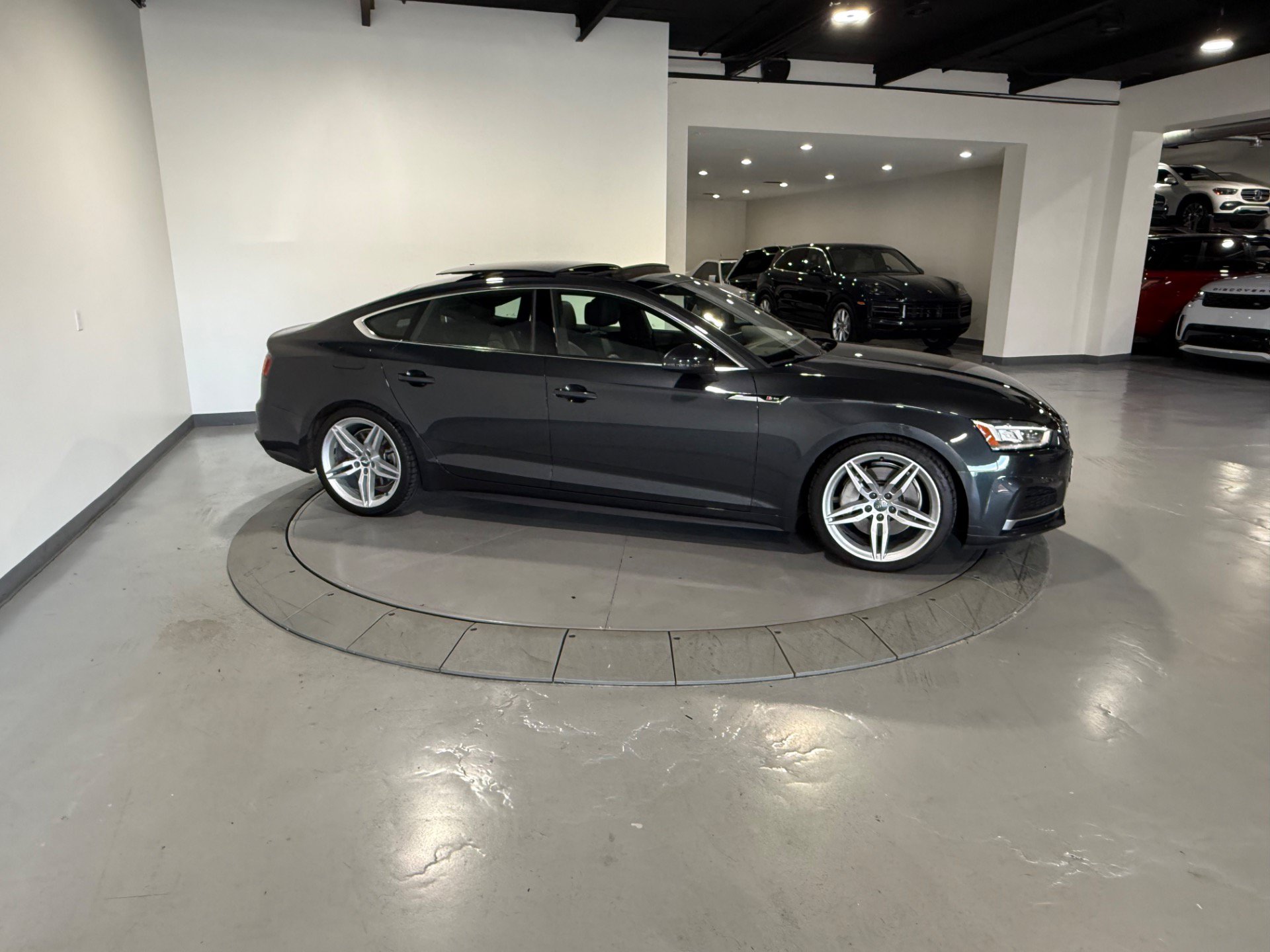 Used 2019 Audi A5 2.0T Premium Plus w/ Premium Plus AWD/4WD image 8