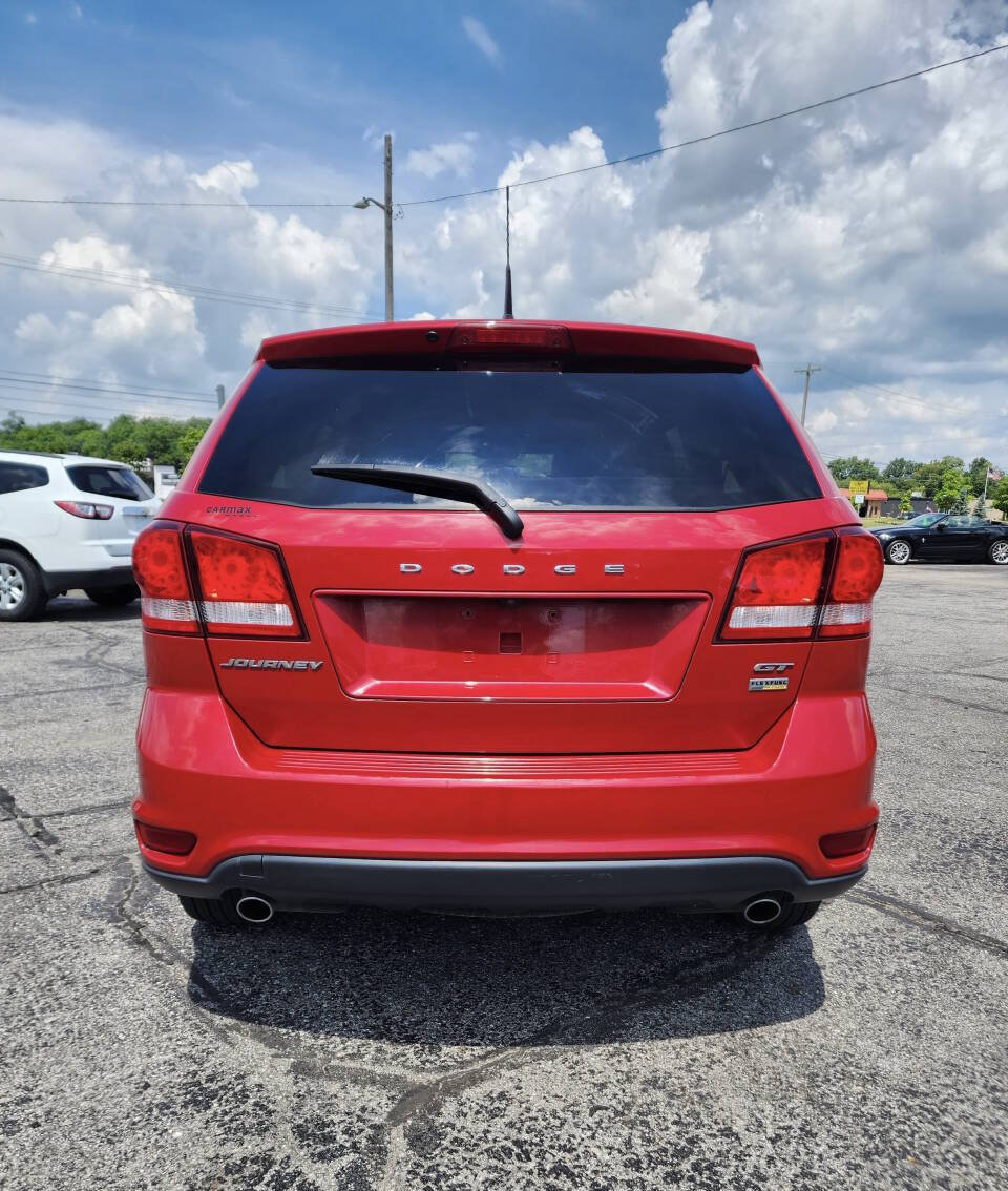Used 2019 Dodge Journey GT FWD image 12