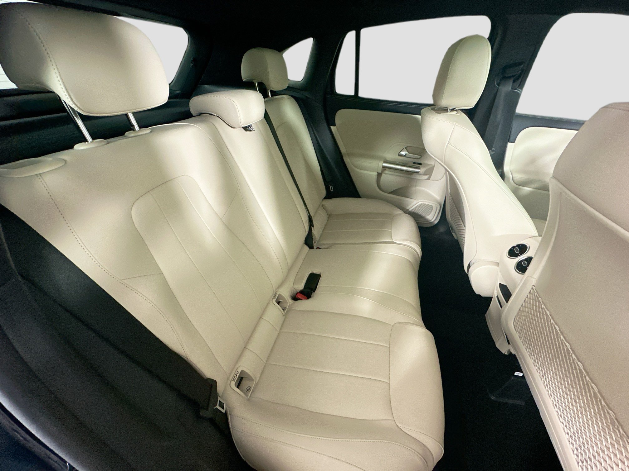 Certified 2023 Mercedes-Benz GLA 250 4MATIC image 33