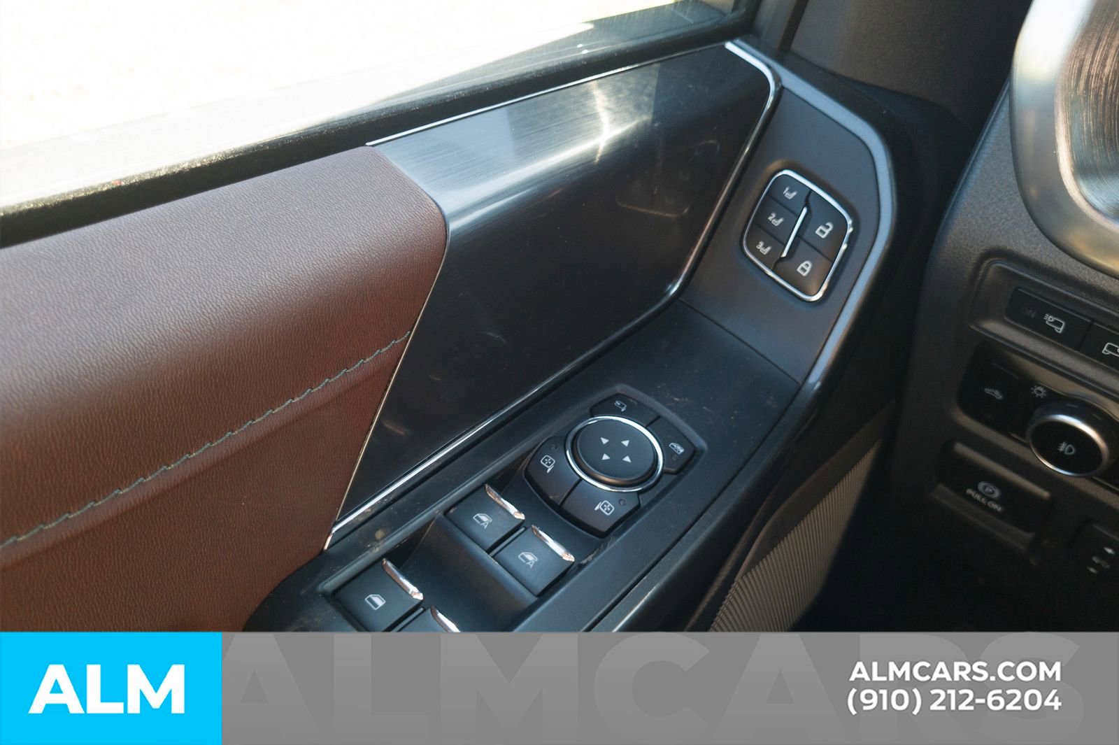 Used 2023 Ford F150 Lariat w/ Equipment Group 502A High image 16