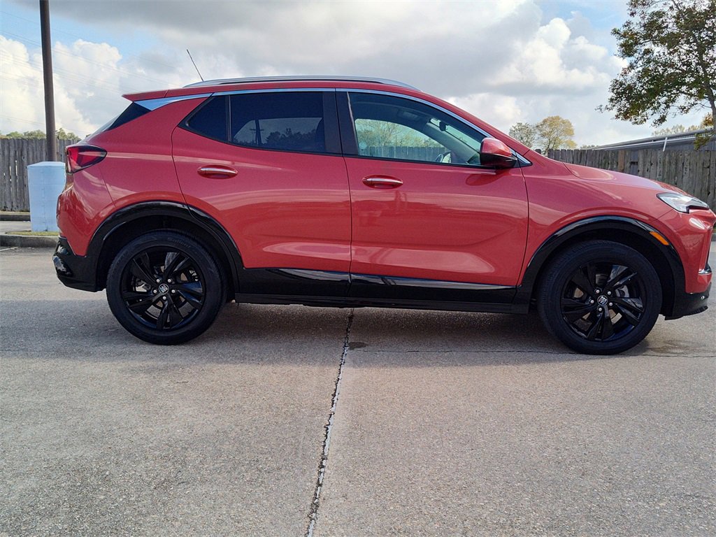 Used 2024 Buick Encore GX Sport Touring w/ Comfort Package image 12