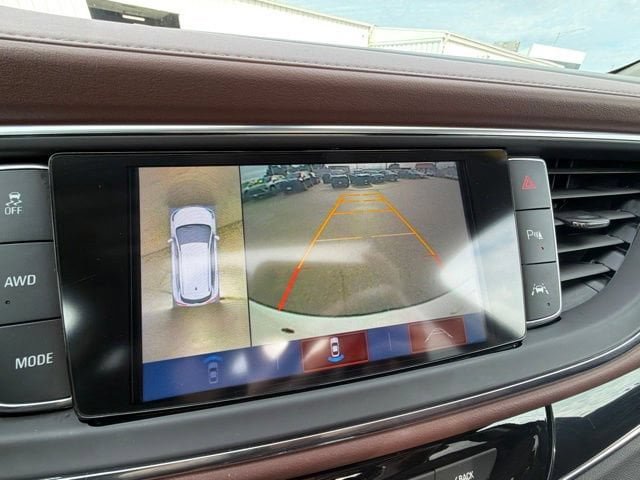 Used 2019 Buick Enclave Avenir w/ Avenir Technology Package AWD/4WD image 21