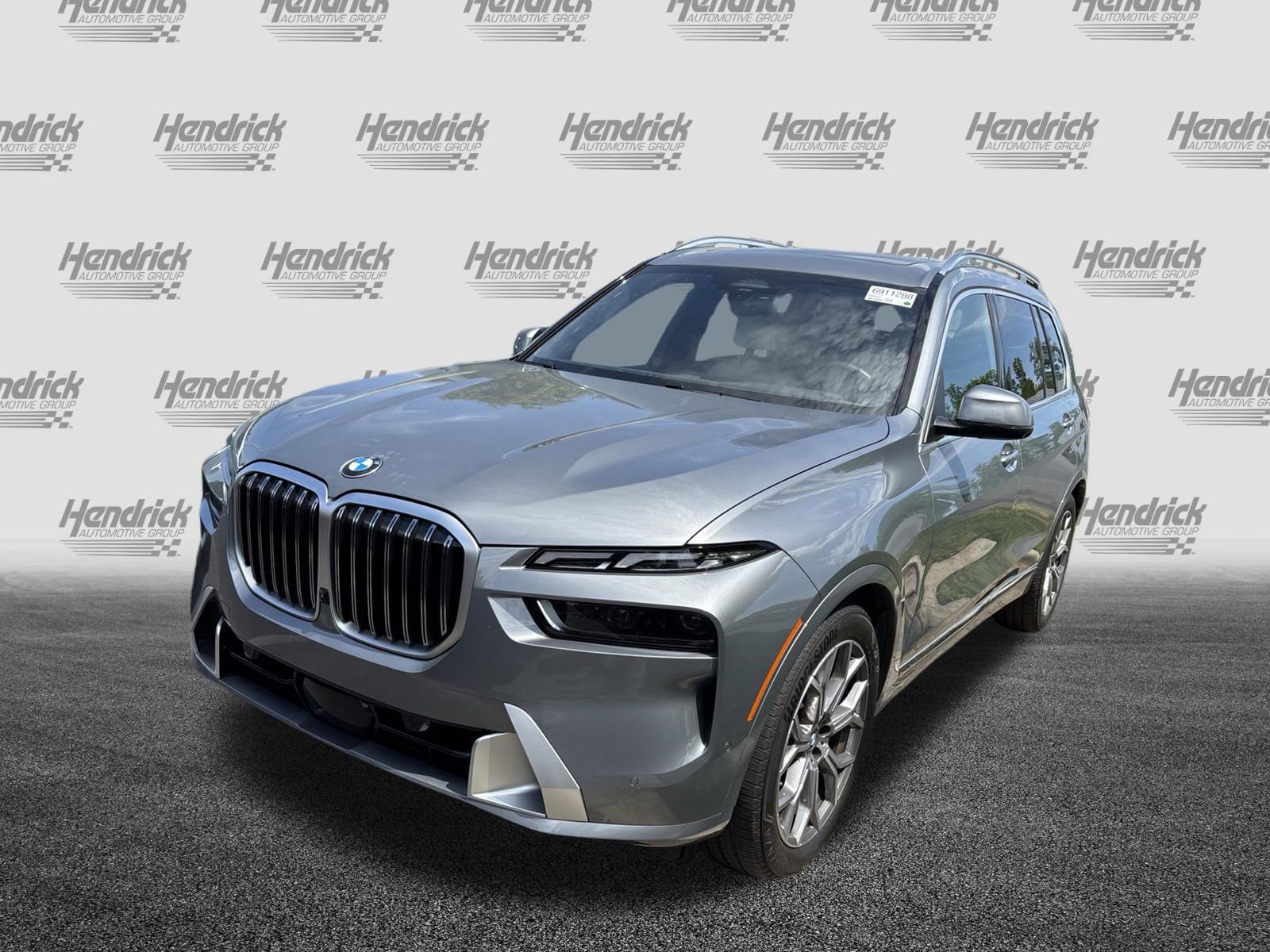Certified 2025 BMW X7 xDrive40i image 11