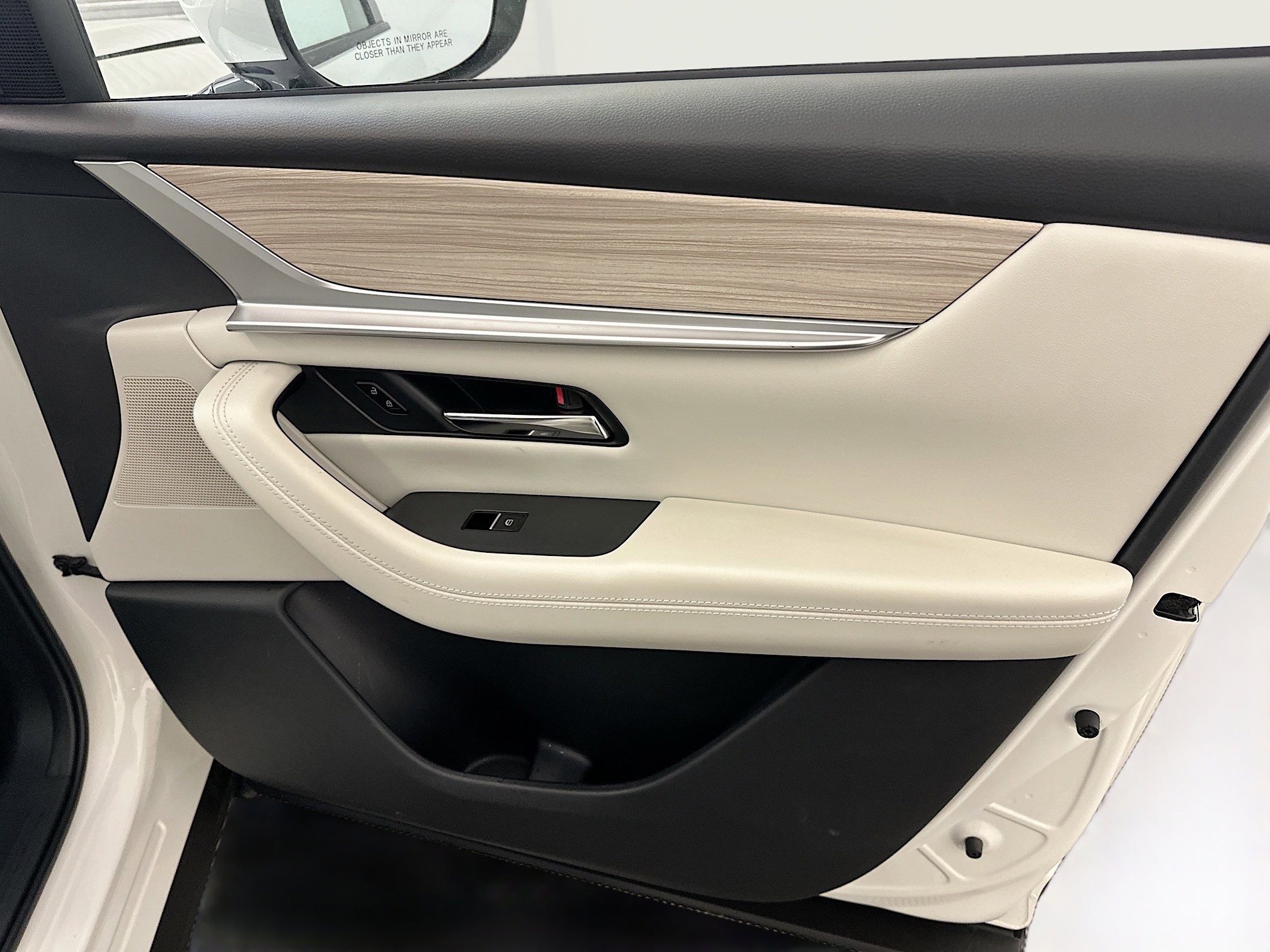 Used 2024 MAZDA CX-90 Plug-In Hybrid w/ Premium Plus image 36