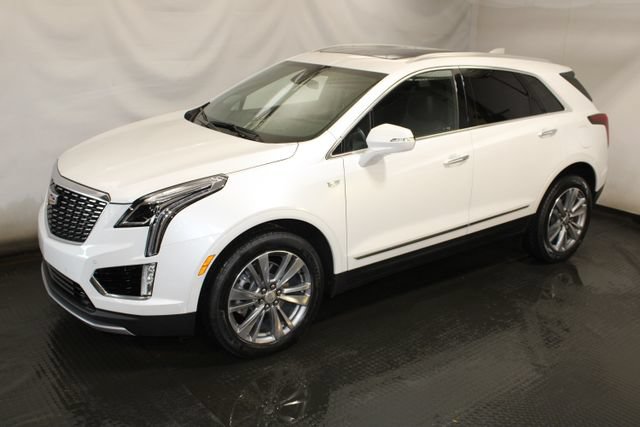 Certified 2024 Cadillac XT5 Premium Luxury AWD/4WD image 2