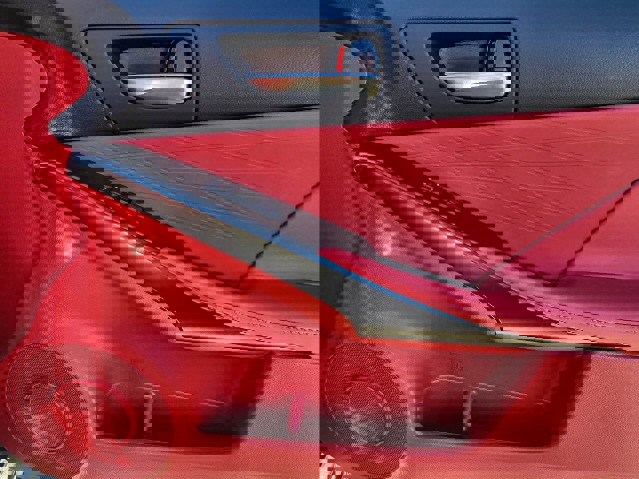 Used 2025 Lexus IS 350 F Sport w/ Navigation Package image 36