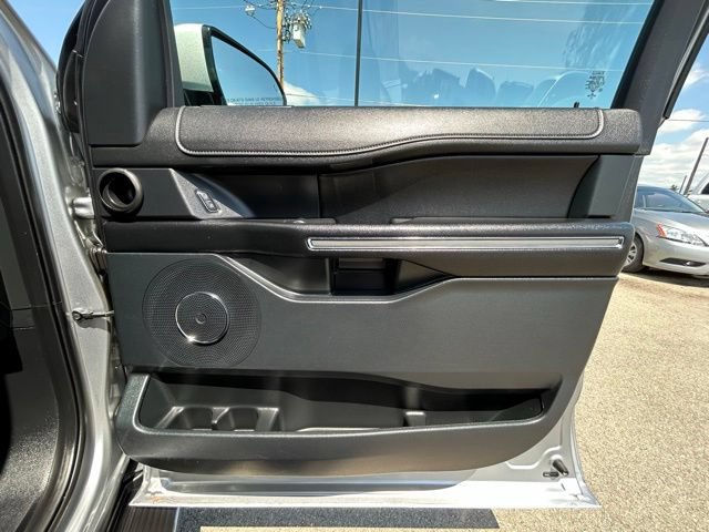 Used 2021 Ford Expedition XLT AWD/4WD image 36