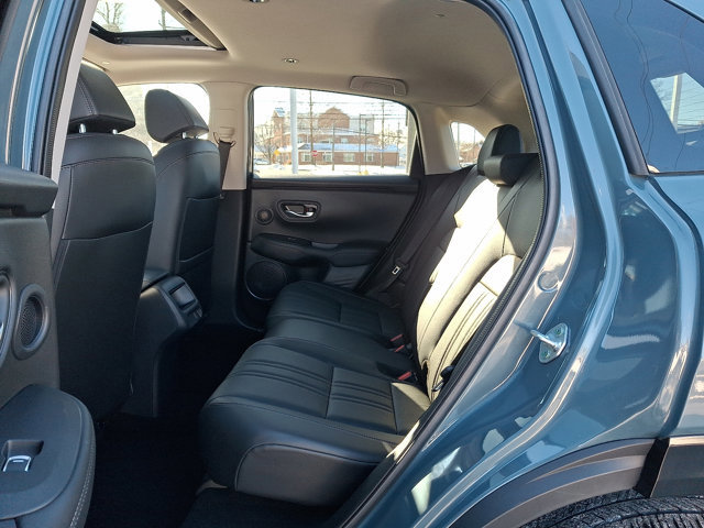 Used 2024 Honda HR-V EX-L image 10