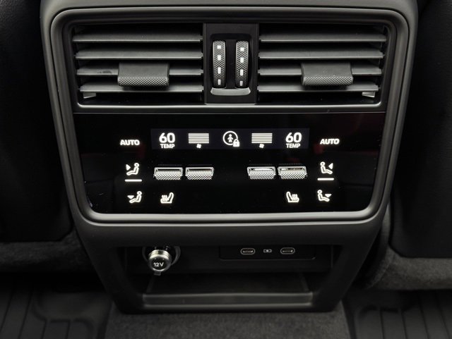 New 2026 Porsche Cayenne E-Hybrid Coupe image 33