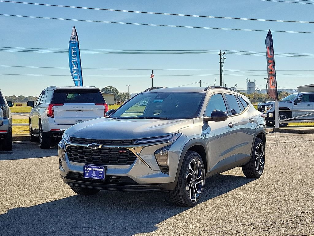 New 2026 Chevrolet Trax RS w/ Driver Confidence Package image 2