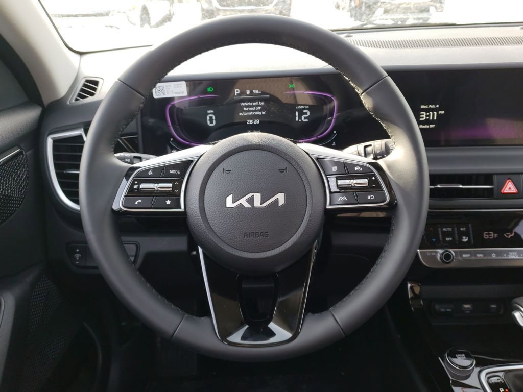 New 2026 Kia Seltos S image 9