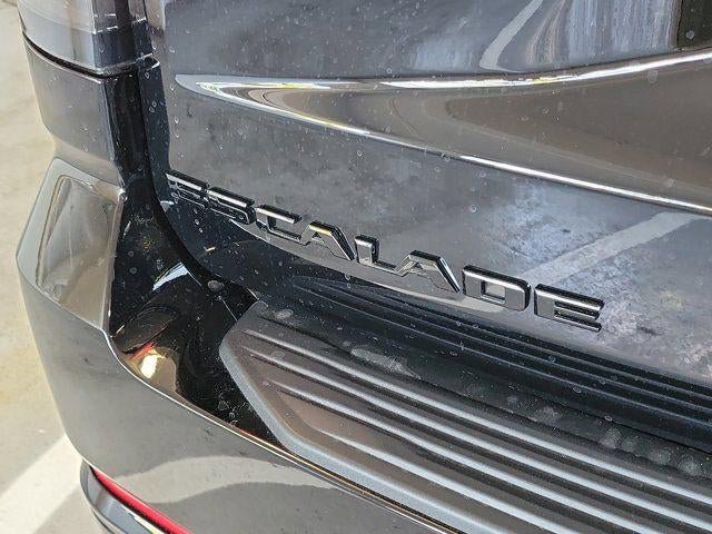 Certified 2026 Cadillac Escalade Platinum Sport w/ LPO, ONYX Package AWD/4WD image 7
