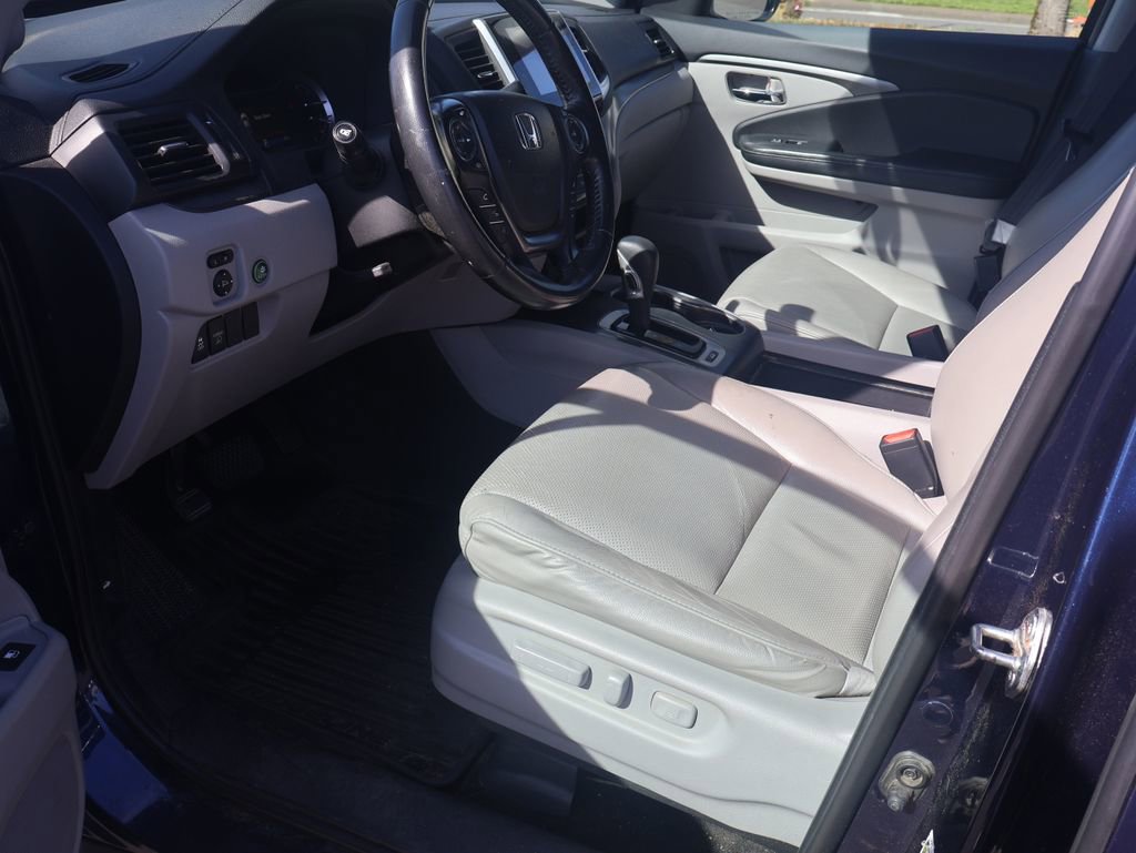 Used 2019 Honda Ridgeline RTL-T image 4