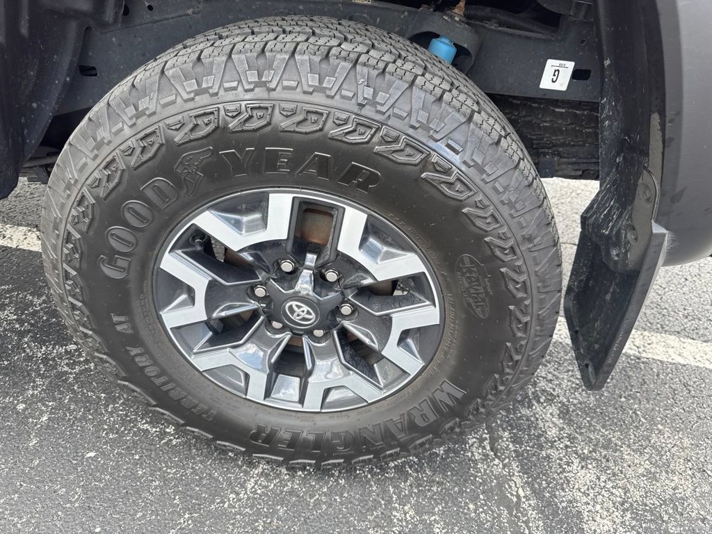 Used 2023 Toyota Tacoma TRD Off-Road AWD/4WD image 44