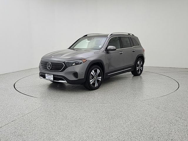 Used 2023 Mercedes-Benz EQB 300 4MATIC image 1