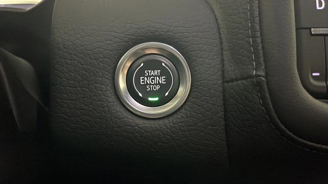 Used 2024 GMC Yukon XL Denali w/ Denali Reserve Package image 22