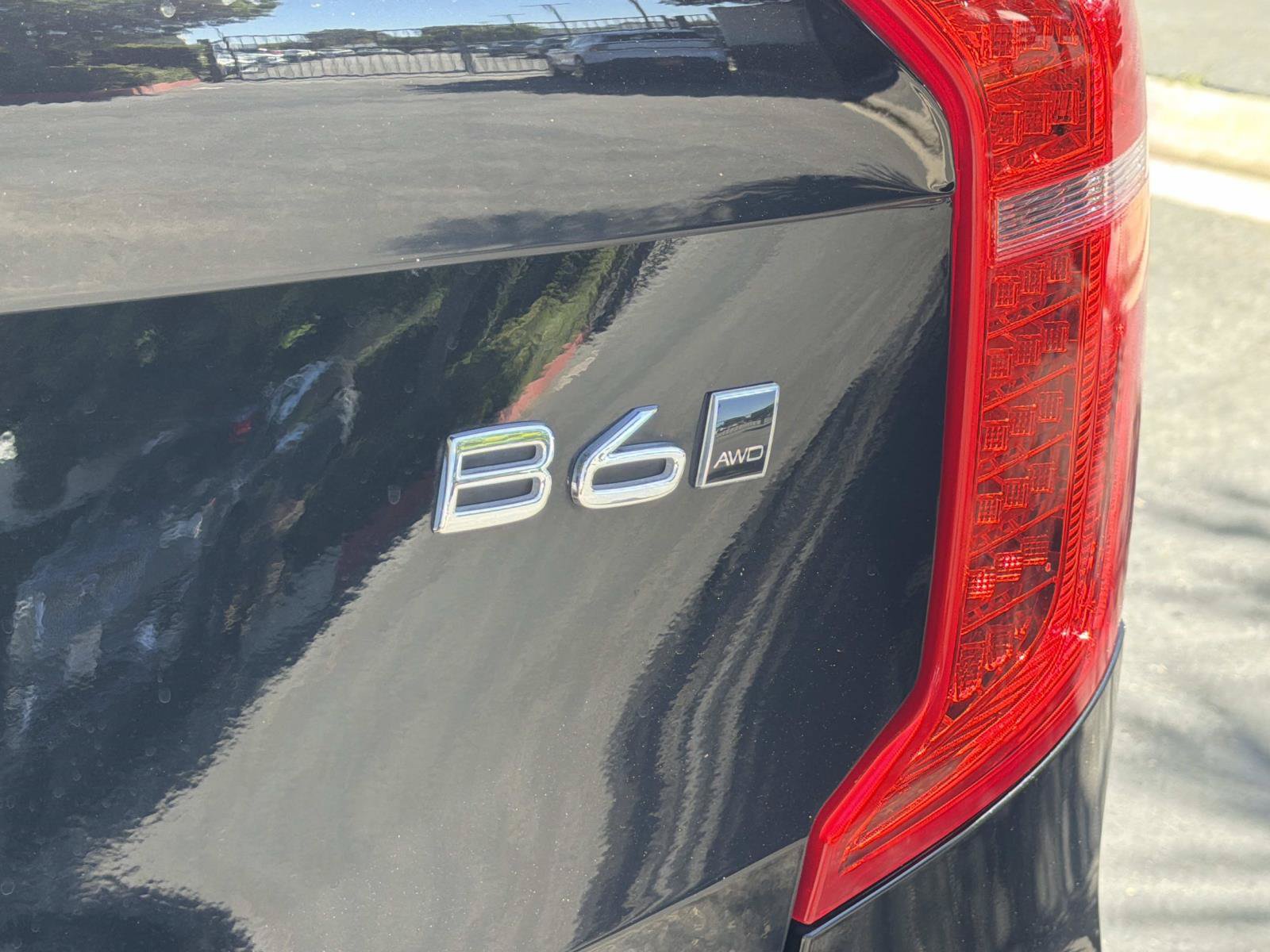 Certified 2023 Volvo XC90 B6 Plus w/ Protection Package Premier AWD/4WD image 29