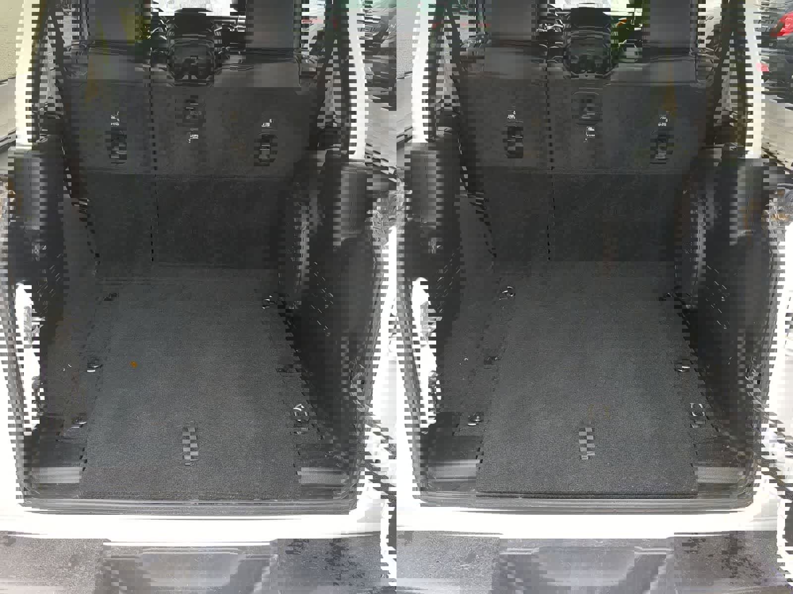 Certified 2022 Jeep Wrangler Unlimited Rubicon w/ LED Lighting Group image 33