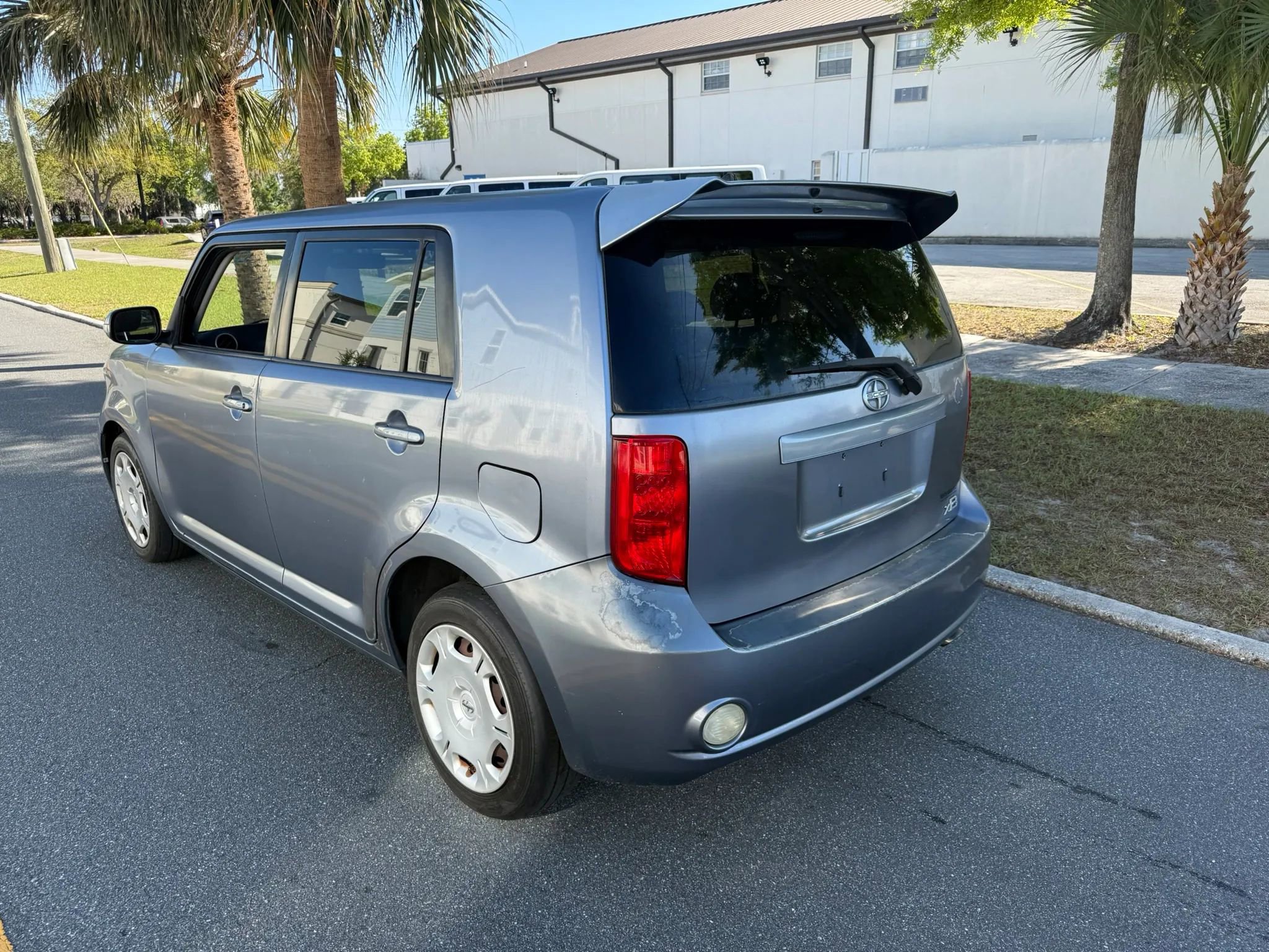 Used 2009 Scion xB Hatchback 4D image 7