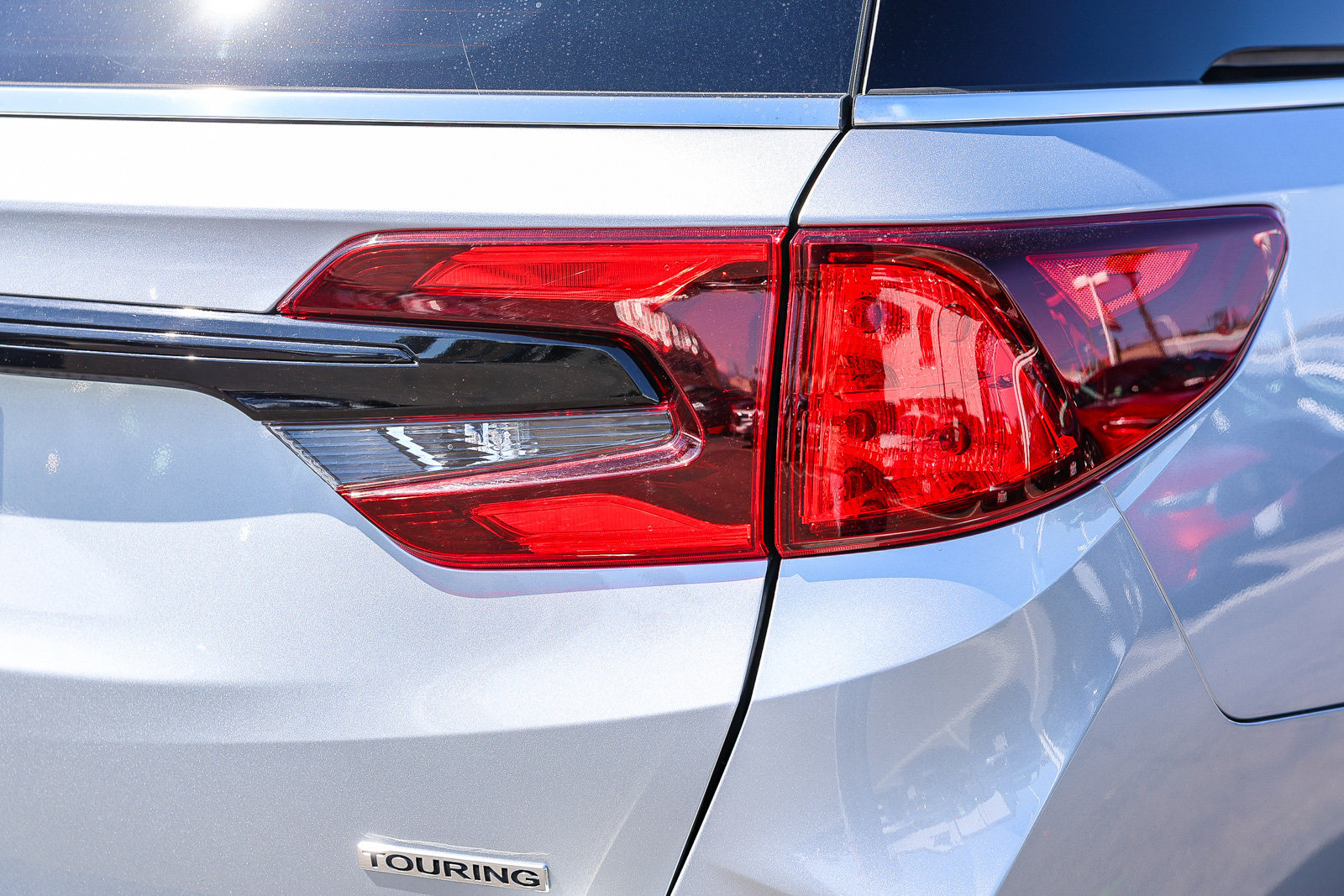Certified 2025 Honda Odyssey Touring image 27