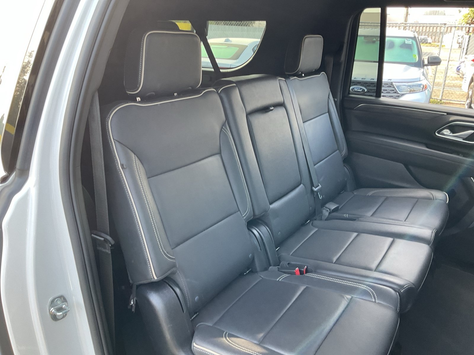 Used 2024 GMC Yukon XL SLT AWD/4WD image 20