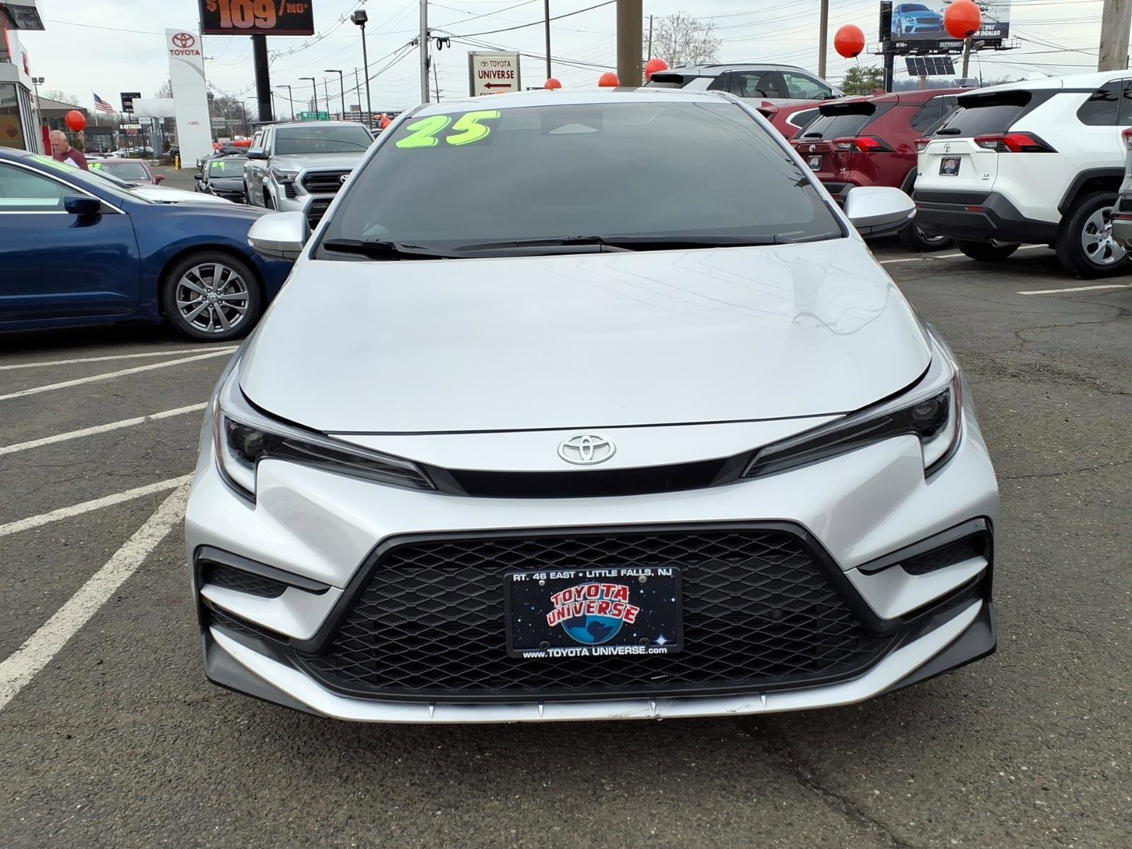 Certified 2025 Toyota Corolla SE image 2