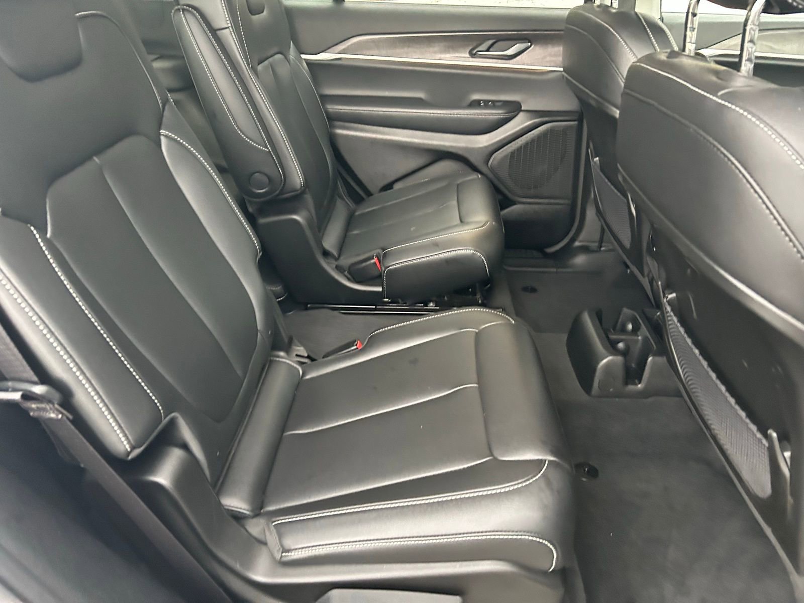 Certified 2023 Jeep Grand Cherokee L Limited image 30