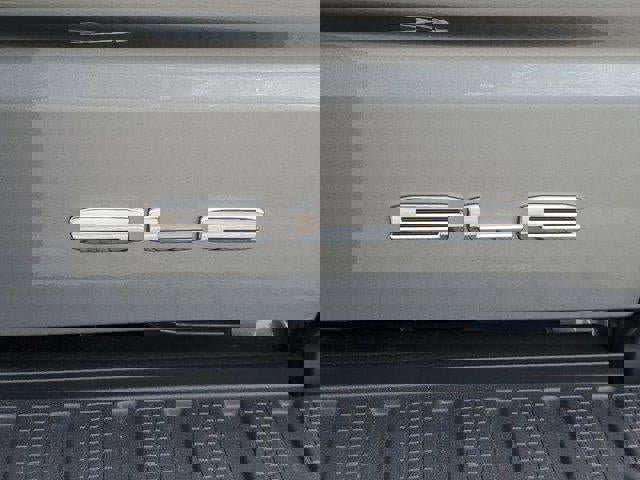 New 2026 GMC Sierra 1500 SLE w/ X31 Off-Road Package image 5