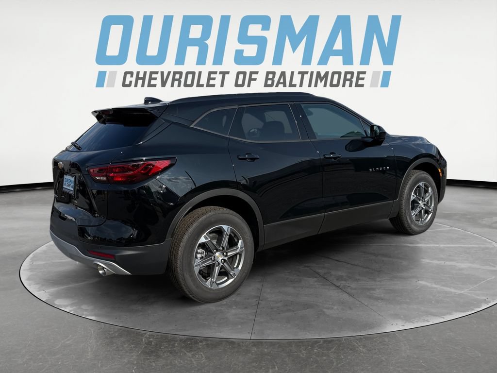 New 2026 Chevrolet Blazer LT w/ Convenience Package FWD image 6