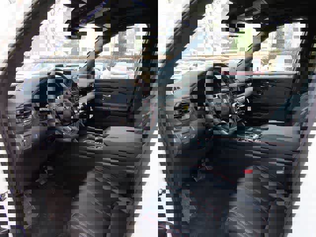 New 2026 Honda Pilot TrailSport image 2