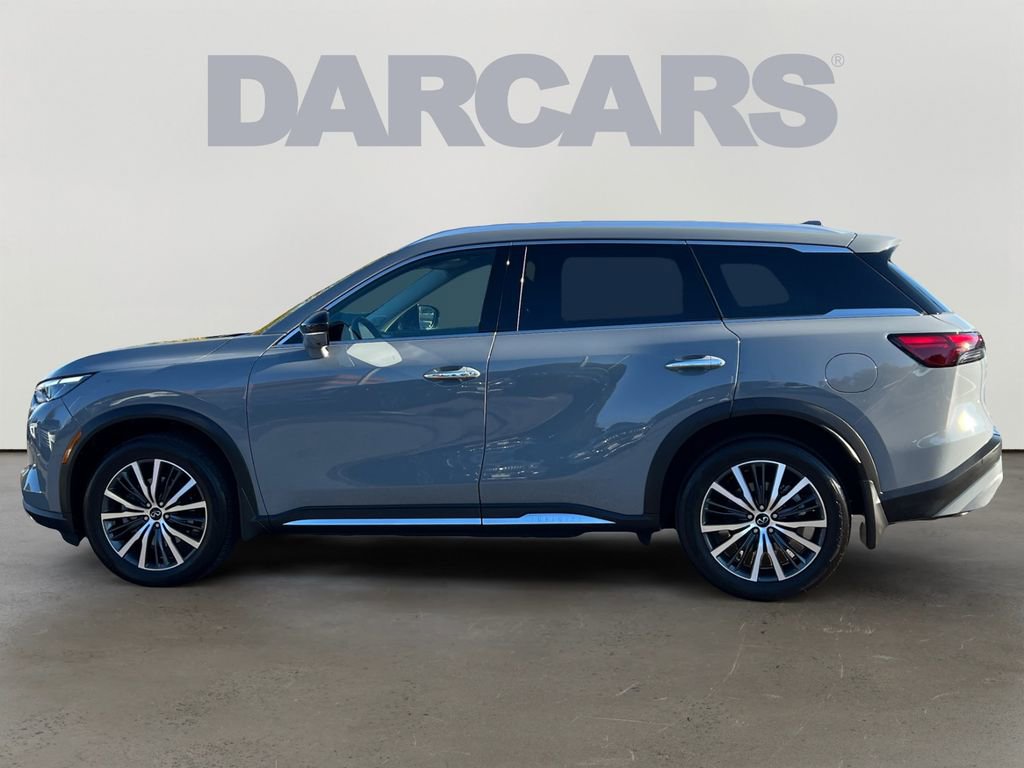 Used 2025 INFINITI QX60 Sensory w/ Cargo Package image 3
