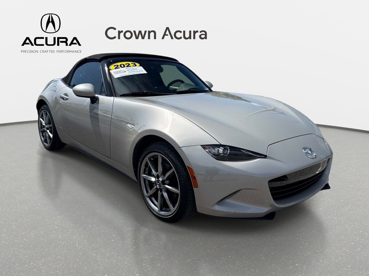 Used 2023 MAZDA MX-5 Miata Grand Touring RWD image 16