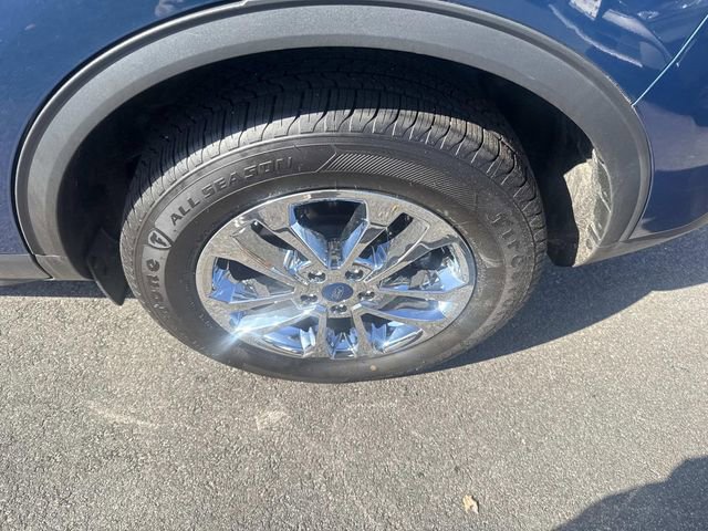 Used 2020 Ford Escape SE image 13