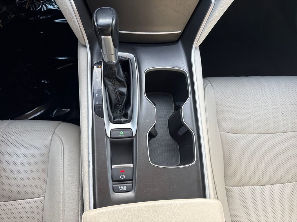 Used 2019 Honda Accord EX-L image 21