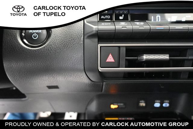 Used 2025 Toyota Camry XSE FWD image 15