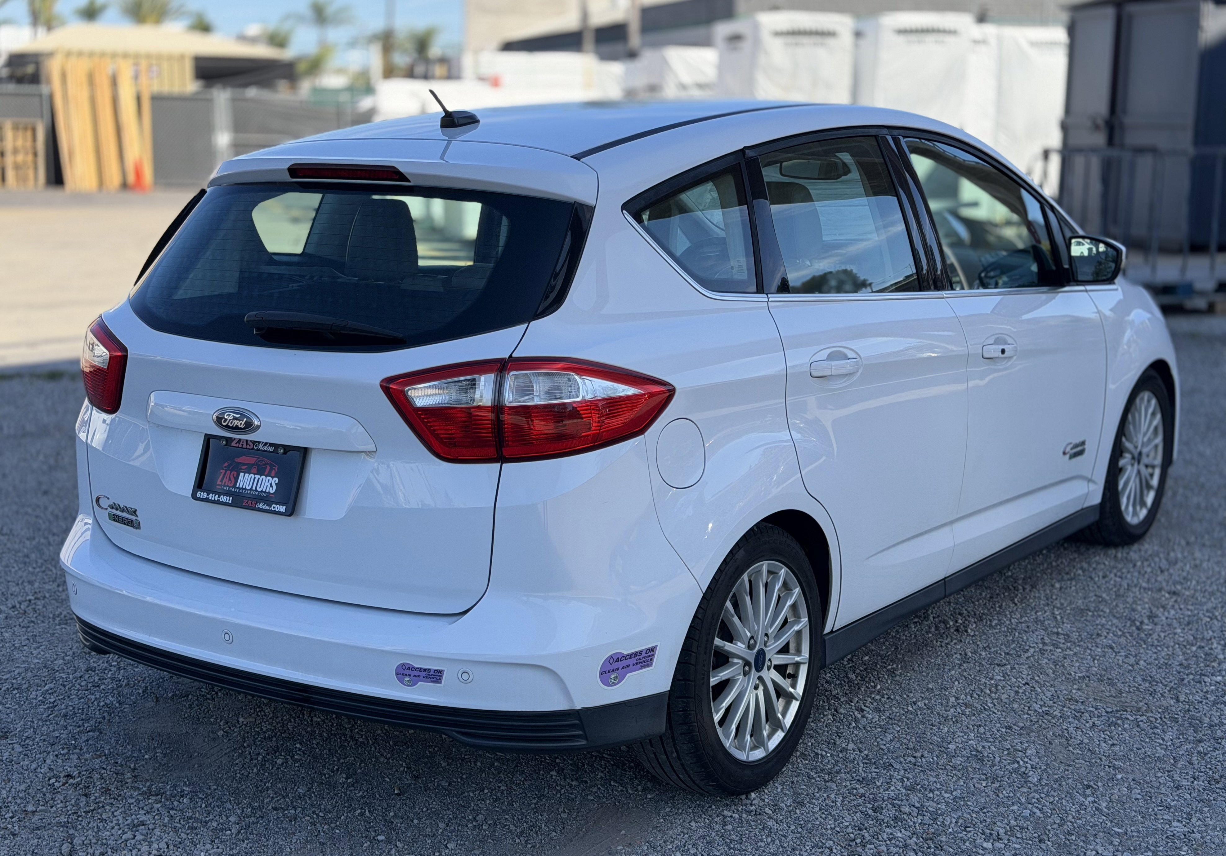 Used 2016 Ford C-MAX Energi SEL image 14