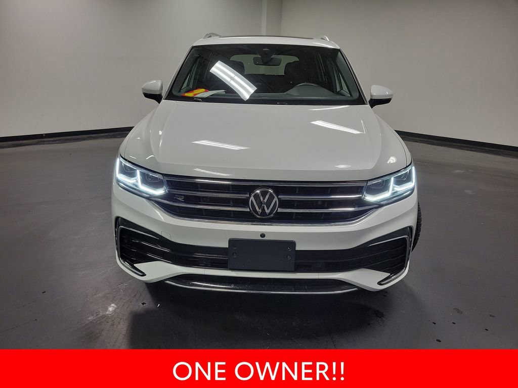 Used 2024 Volkswagen Tiguan SEL R-Line AWD/4WD image 3