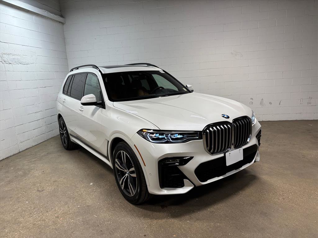 Used 2021 BMW X7 xDrive40i w/ M Sport Package image 4