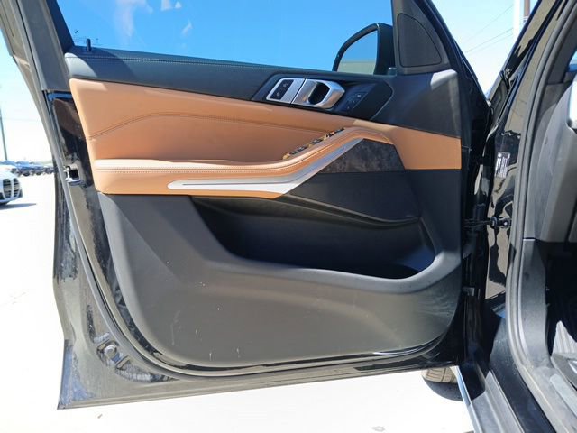 Used 2024 BMW X5 sDrive40i w/ Parking Assistance Package image 21