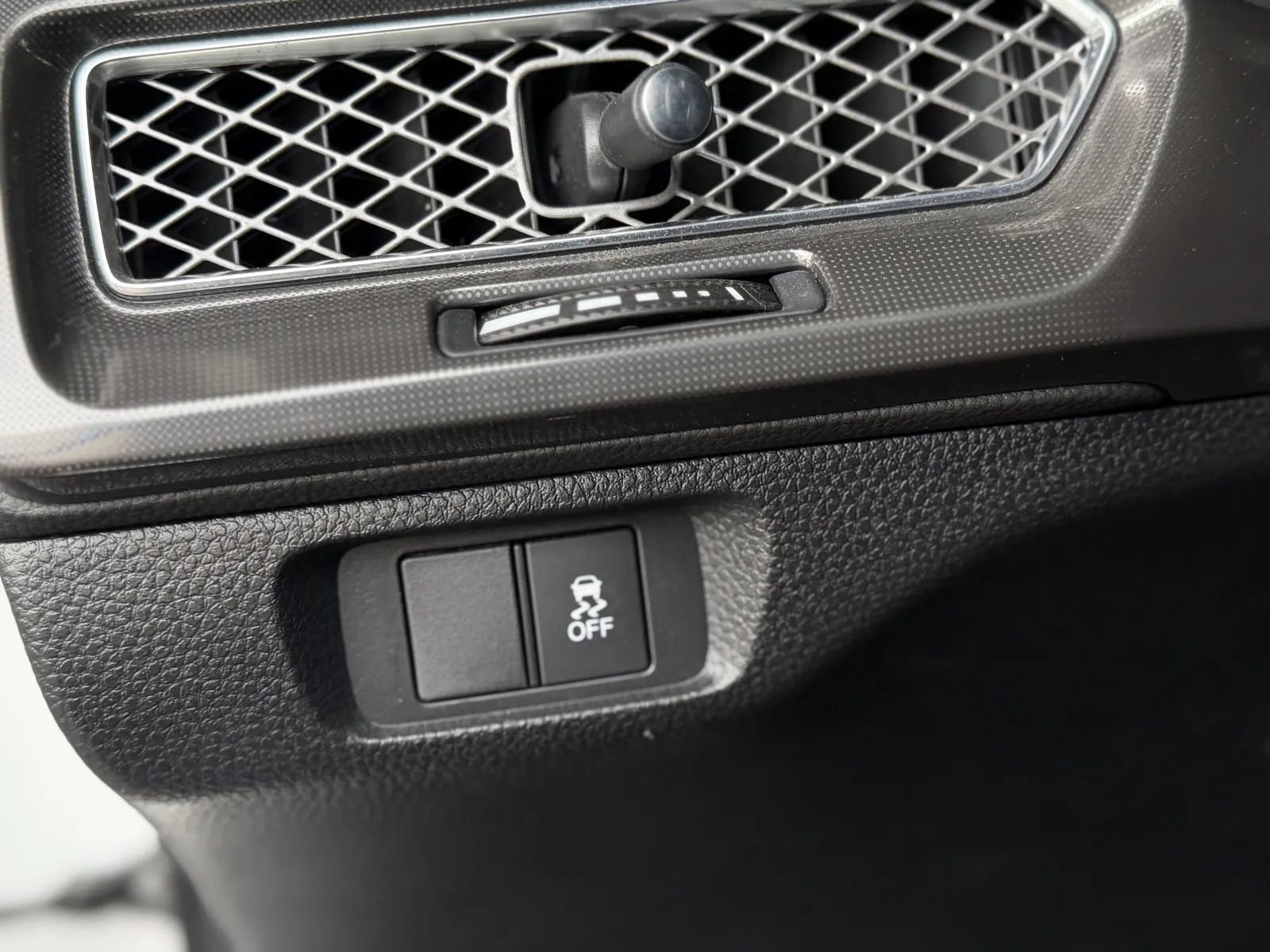 Used 2024 Acura Integra A-Spec image 27